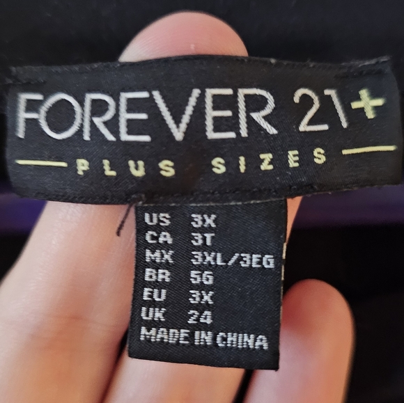 Front corset long tshirt. - Picture 3 of 3